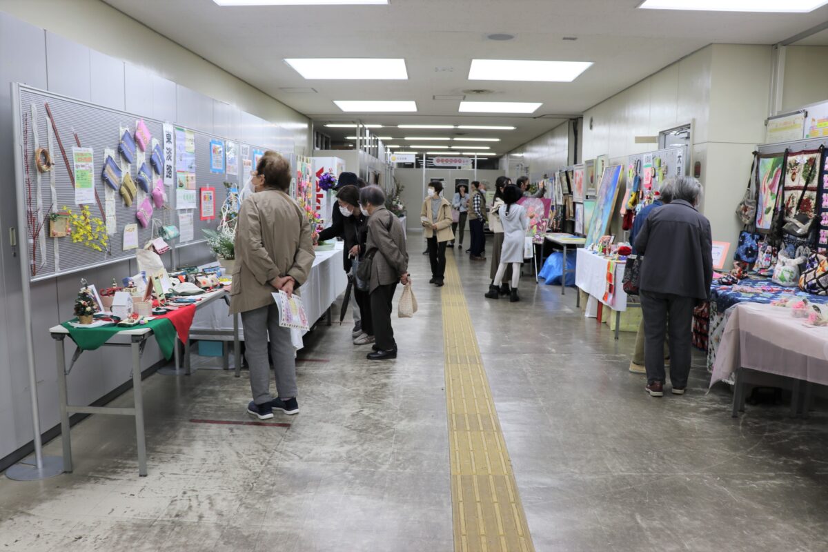 区役所2階の様子