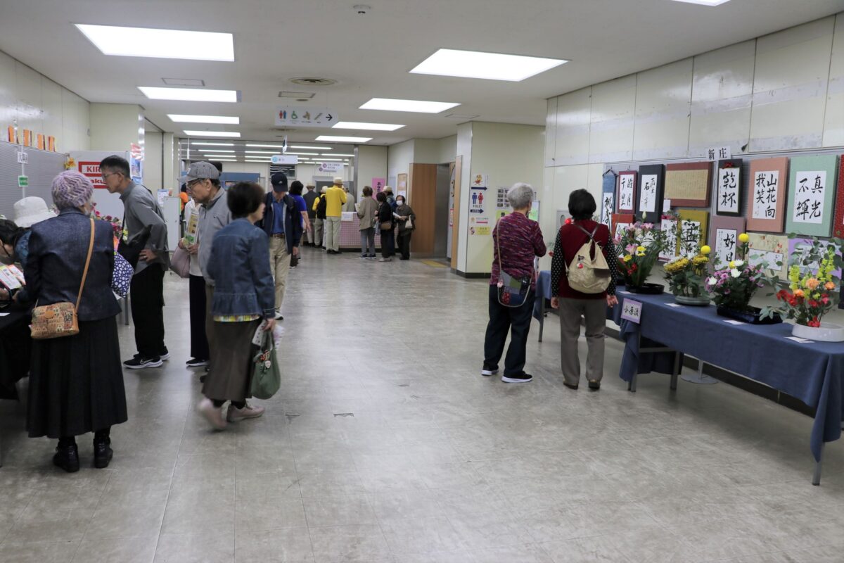 区役所3階の様子